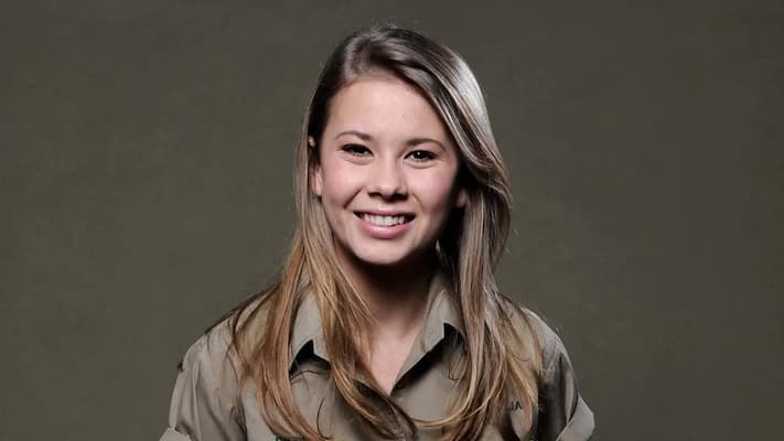 Bindi Irwin Photo