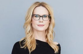 Stephanie March photo