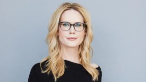 Stephanie March Bio, Age, Height, Movies, Husband, Net Worth