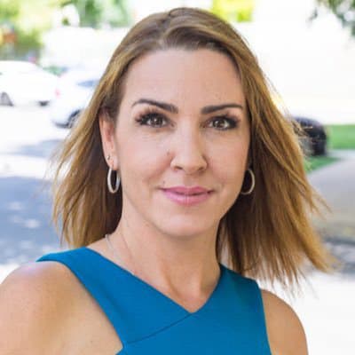 Sara Carter Photo